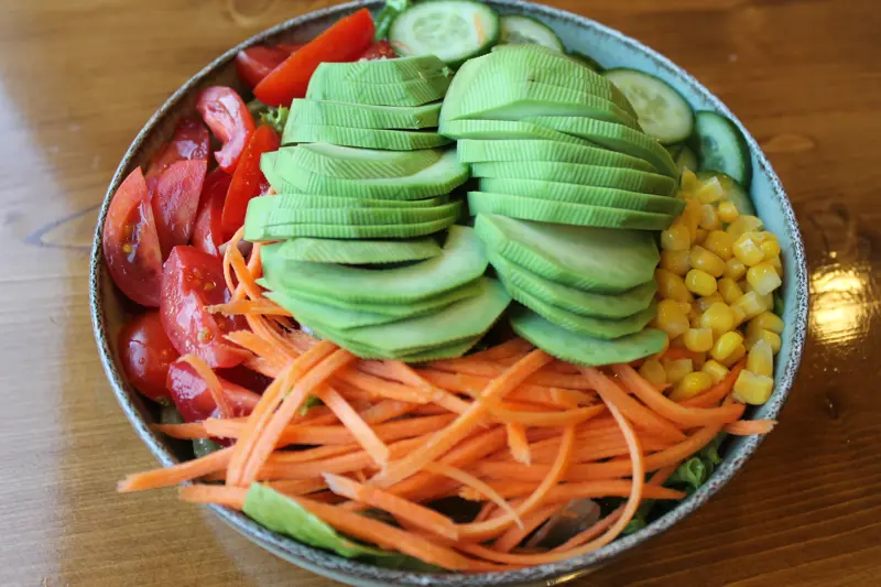 Nova Avokado Salata